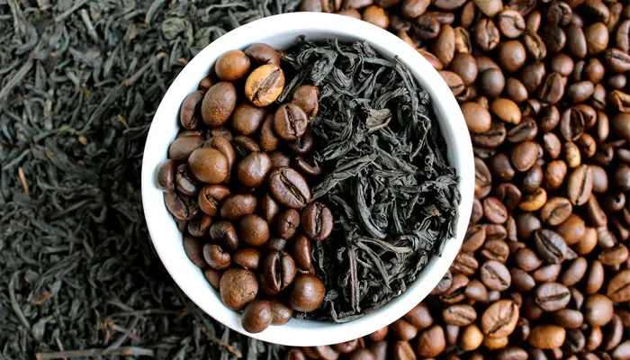 コーヒー豆と茶葉