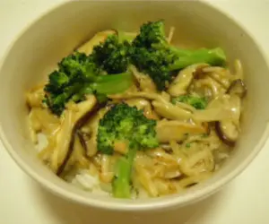 きのこたっぷりカルボナーラ丼