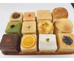 コアラのあくび キューブパン おまかせ12個セット